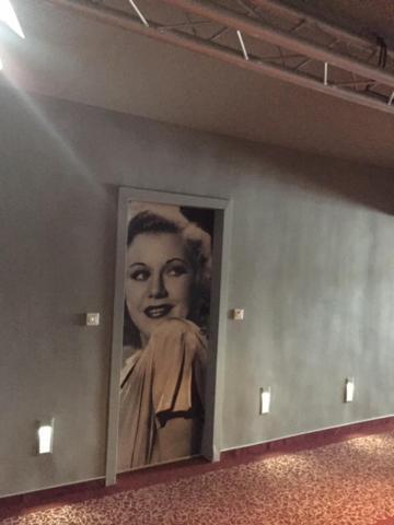 Le Studio サン・ローラン・デュ・ヴァール エクステリア 写真